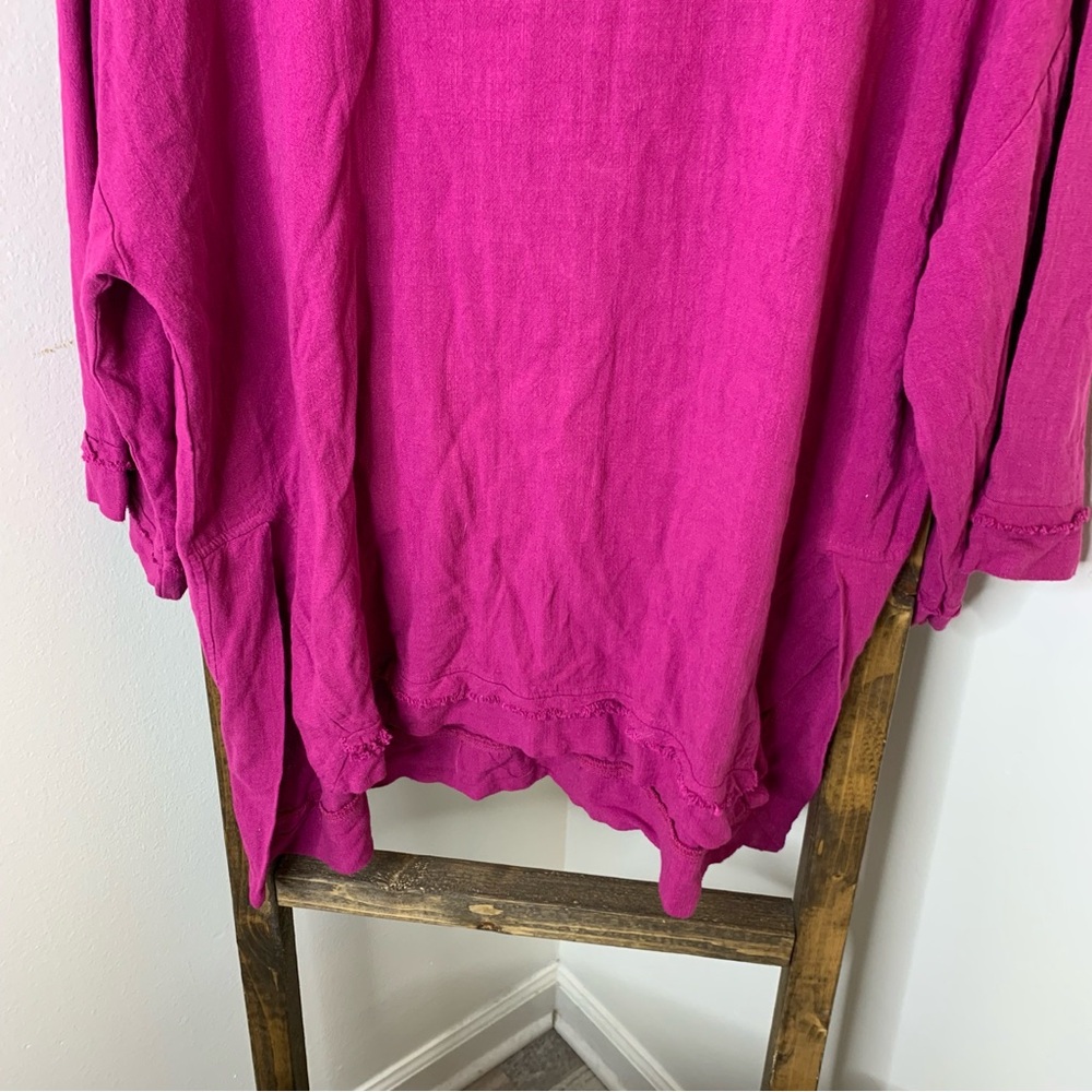 Umgee Women's Fringe Edge Magenta Top Size L - Picture 3 of 7